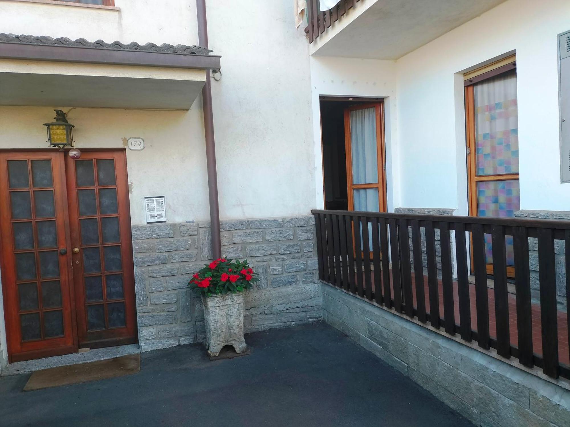 Maison Helene Aosta Ngoại thất bức ảnh